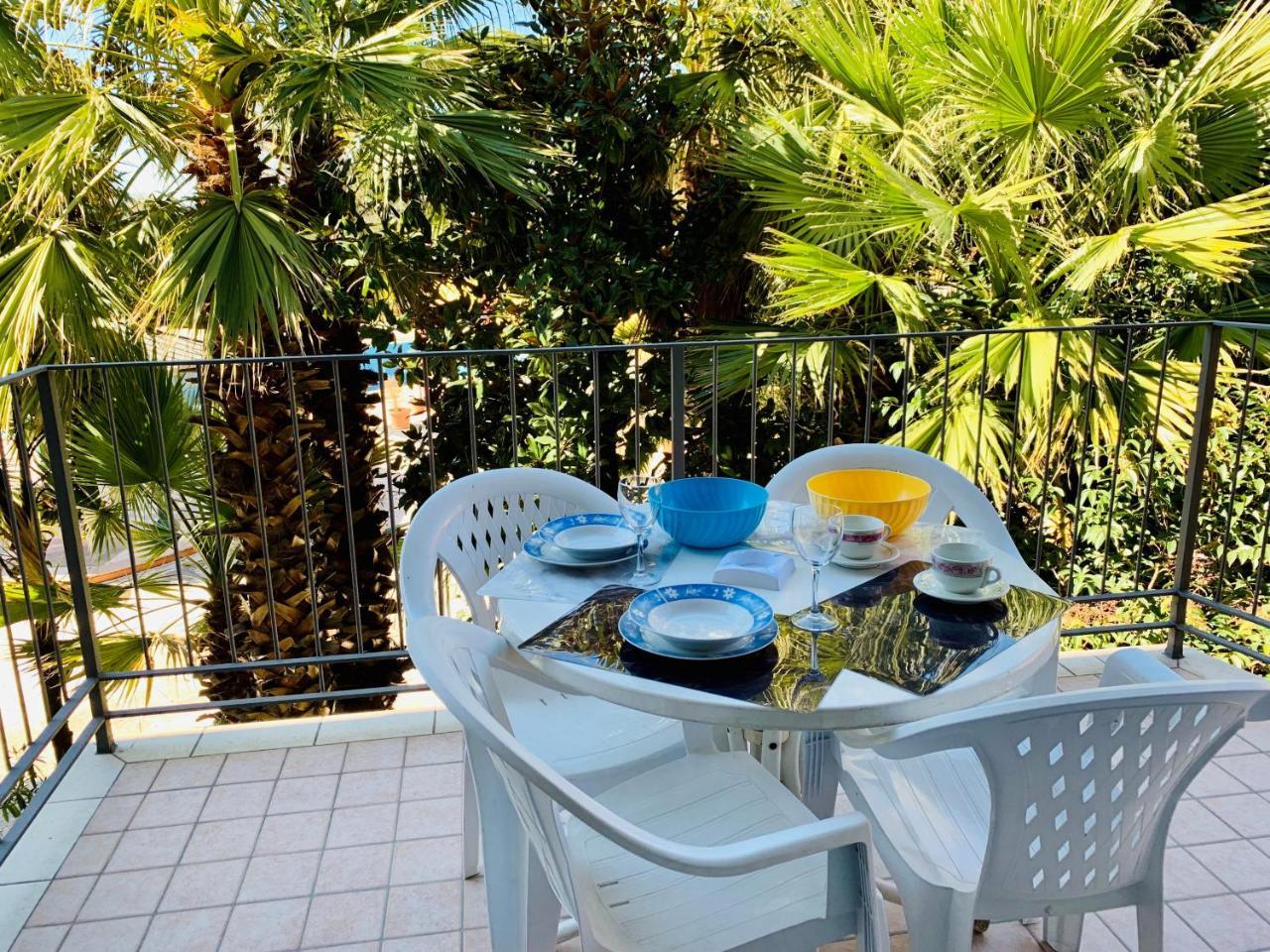 Front Lake Apartment Bardolino Exterior foto