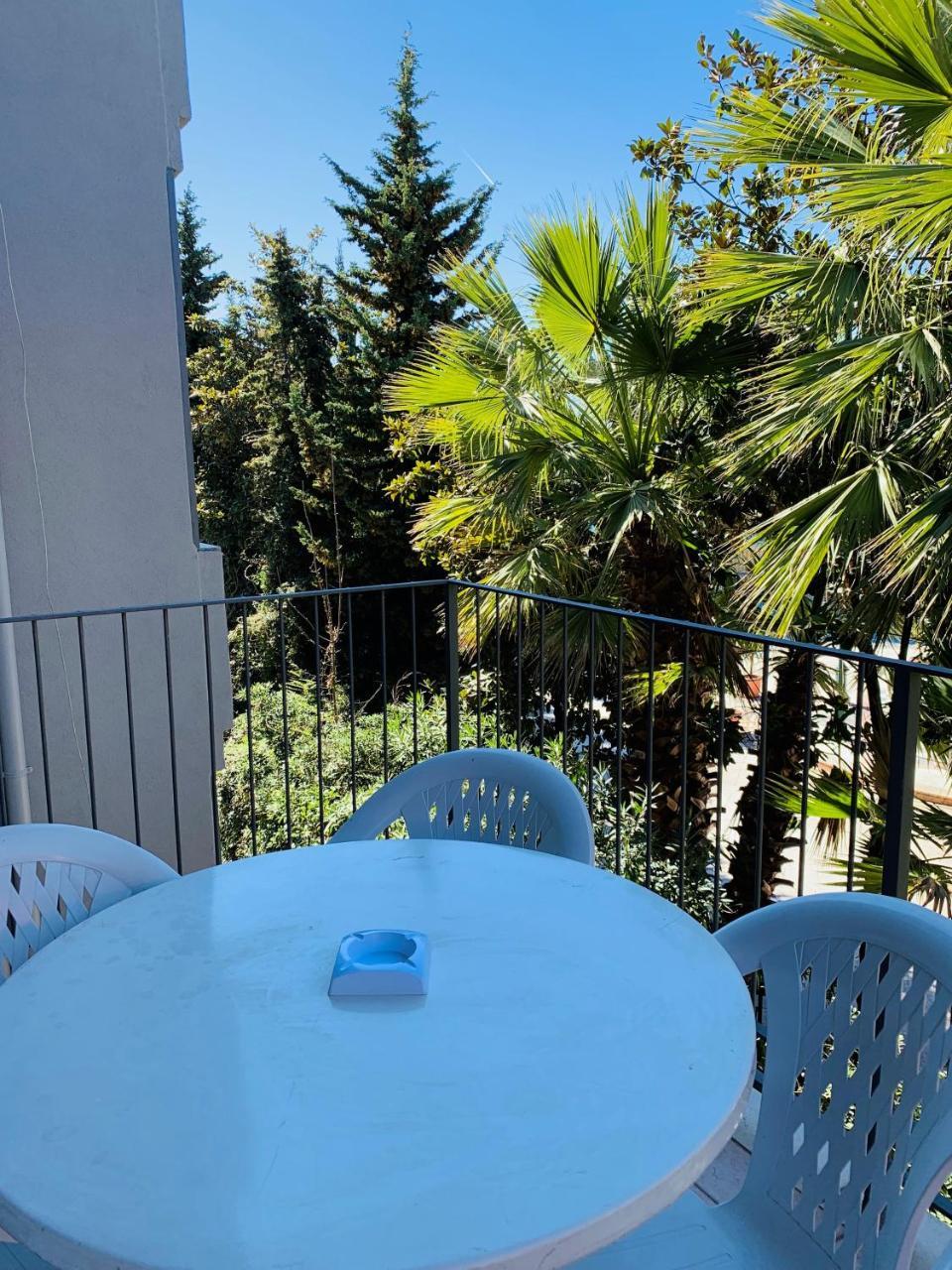 Front Lake Apartment Bardolino Exterior foto