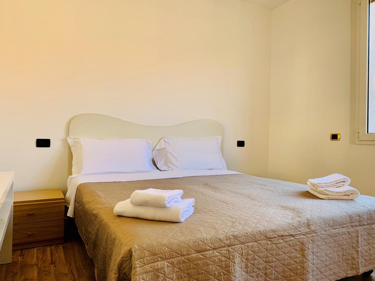 Front Lake Apartment Bardolino Exterior foto